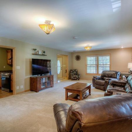 Eagle Pine Lodge Custer Bagian luar foto