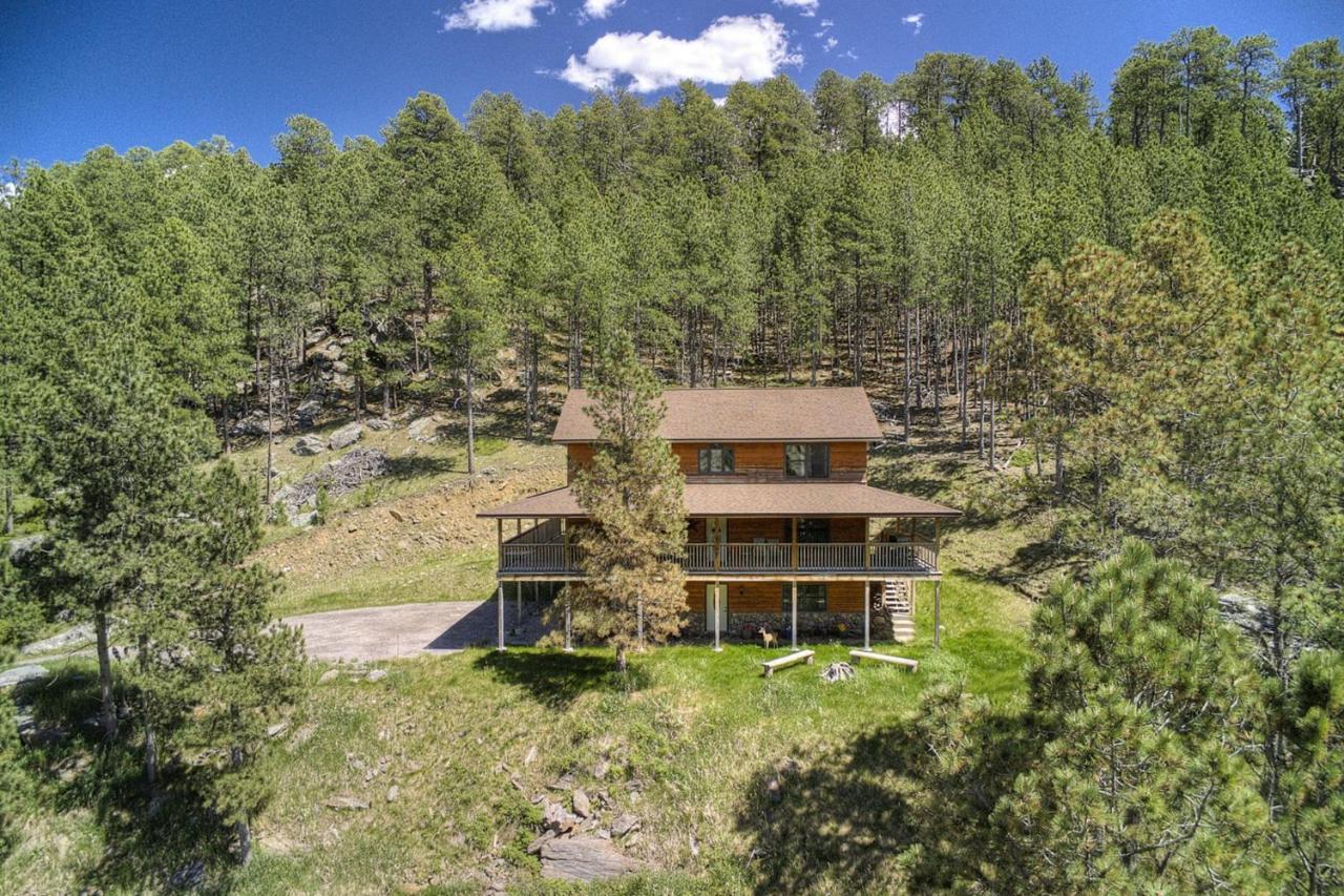 Eagle Pine Lodge Custer Bagian luar foto