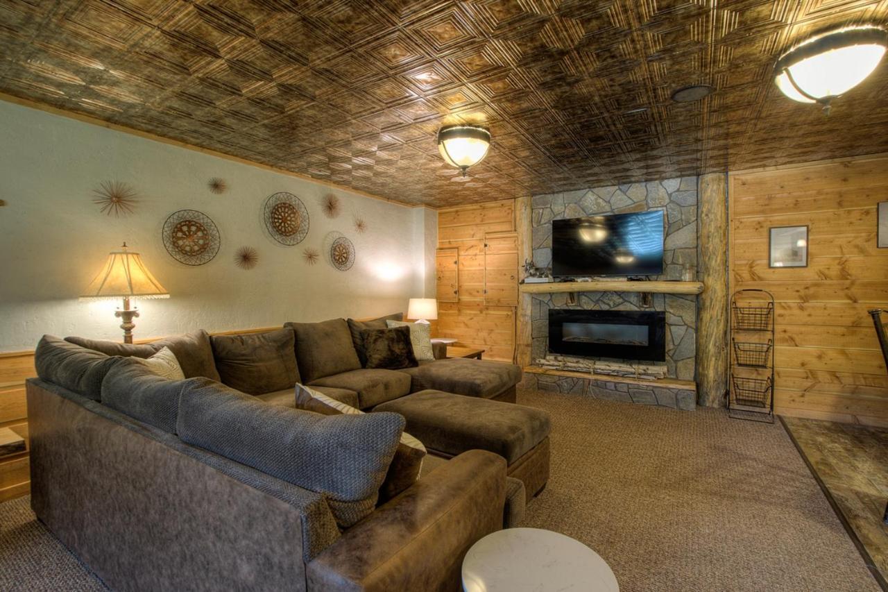 Eagle Pine Lodge Custer Bagian luar foto