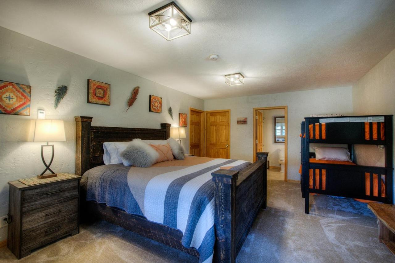 Eagle Pine Lodge Custer Bagian luar foto
